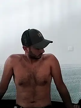 Snapshot of chocoman3 chatting on October 14, 10:27 am chocoman3 online show from October 14, 10:27 am