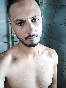 Snapshot of chocoman3 chatting on October 28, 12:09 pm chocoman3 online show from October 28, 12:09 pm