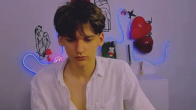 Snapshot of rico_steel chatting on February 9, 8:13 pm rico steel online show from February 9, 8:13 pm