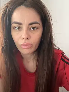 Snapshot of Bella-Flower chatting on October 29, 8:38 am Bella-Flower online show from October 29, 8:38 am