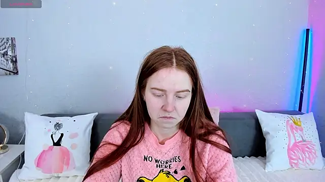 Evarey  online show from January 19, 6:17 am