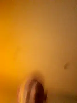Snapshot of Remello1 chatting on May 3, 1:55 am Remello1 online show from May 3, 1:55 am