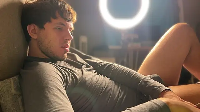 mynameischris online show from November 4, 5:39 am