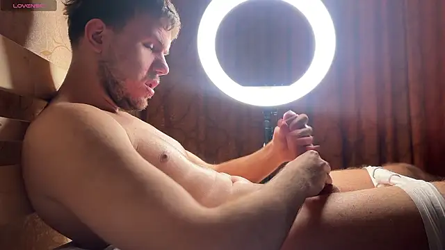 mynameischris online show from February 19, 11:39 am