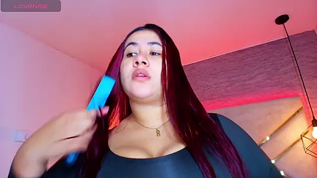 Addyy 02 online show from October 26, 11:49 am