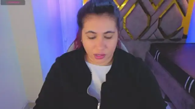 Snapshot of Addyy_02 chatting on January 18, 12:03 am Addyy 02 online show from January 18, 12:03 am