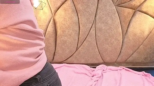 Snapshot of Addyy_02 chatting on February 12, 1:55 am Addyy 02 online show from February 12, 1:55 am