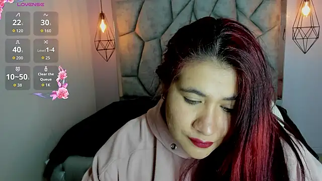 Snapshot of Addyy_02 chatting on April 22, 6:20 pm Addyy 02 online show from April 22, 6:20 pm