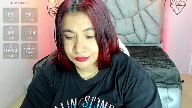 Snapshot of Addyy_02 chatting on April 25, 6:16 pm Addyy 02 online show from April 25, 6:16 pm