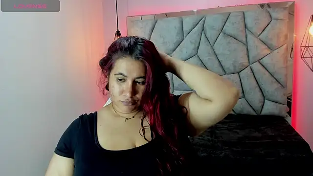 Snapshot of Addyy_02 chatting on May 9, 6:35 pm Addyy 02 online show from May 9, 6:35 pm