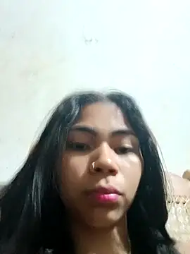 Snapshot of Ammyy_Wood_ chatting on October 20, 1:50 am Ammyy Wood  online show from October 20, 1:50 am