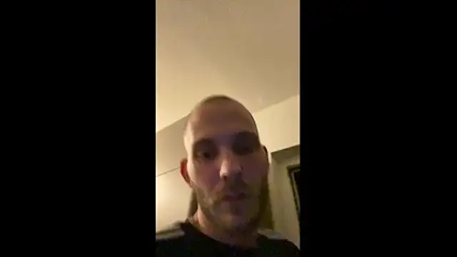 MolleDolle online show from March 24, 7:52 pm