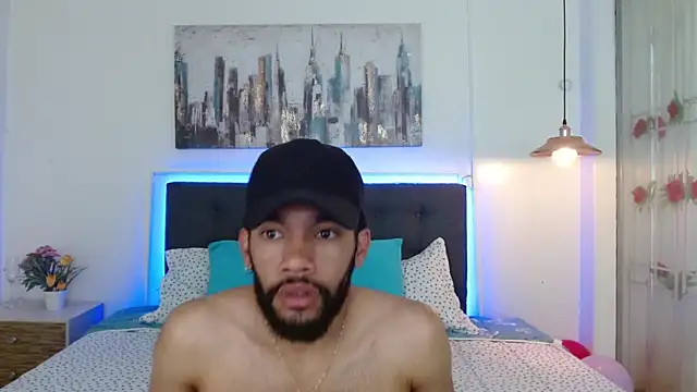 andresnoir  online show from December 19, 2:02 pm