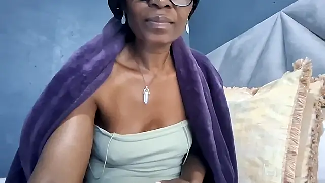 NaughtyCouga online show from May 29, 5:38 am