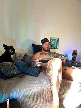 Dave-Max01 online show from November 11, 1:55 pm