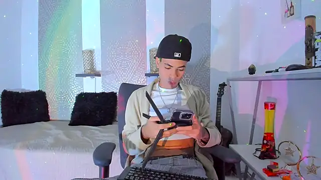 JacobBlackwell  online show from October 30, 7:36 pm