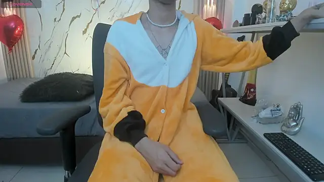 Snapshot of JacobBlackwell_ chatting on February 21, 3:40 am JacobBlackwell online show from February 21, 3:40 am