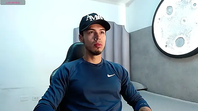 Rurik Jones online show from October 29, 11:45 am