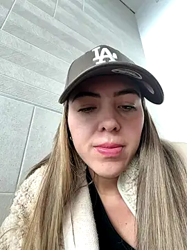 camila vanucci- online show from October 25, 2:13 pm