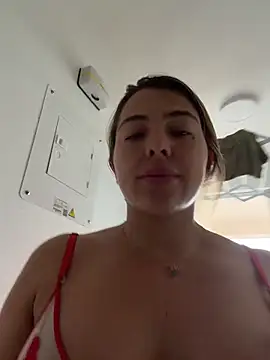 camila vanucci- online show from December 20, 3:08 pm