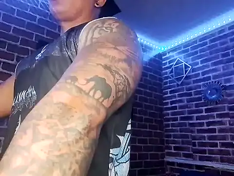 jordan bigcock  online show from February 17, 4:31 am