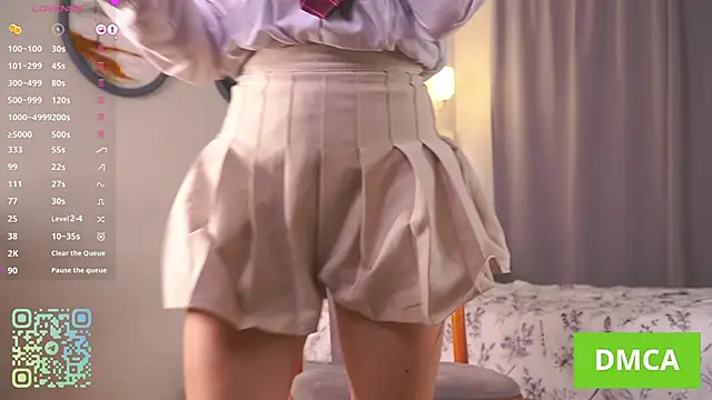 JohnetteConstine online show from October 22, 6:35 am