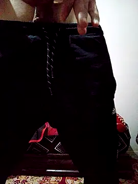 latarak321 online show from December 13, 10:15 pm