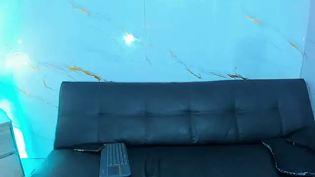 Little nicoll online show from March 2, 11:33 pm