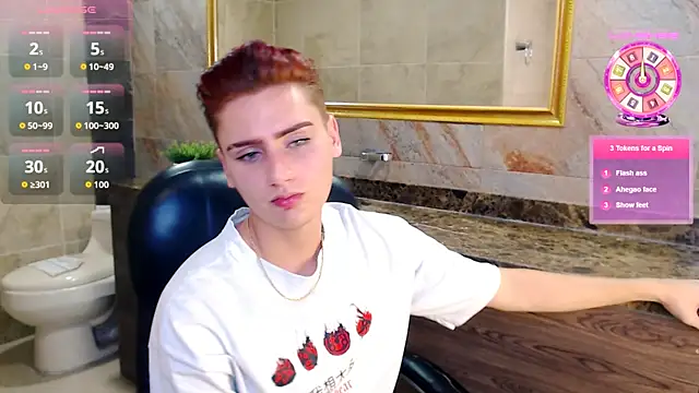 Snapshot of Alex_Millerss chatting on October 14, 8:31 pm Alex Millerss online show from October 14, 8:31 pm