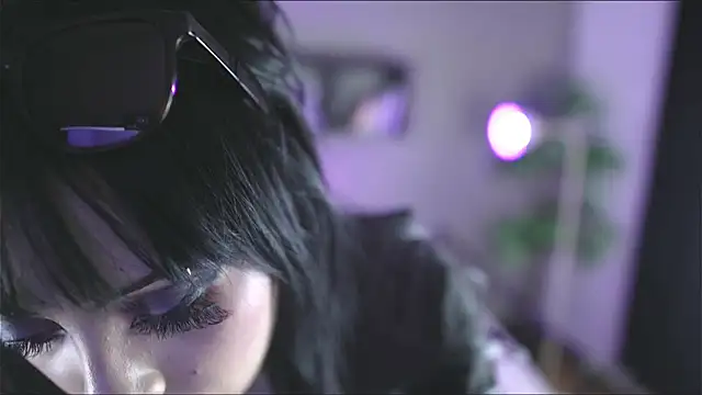 Bayonetta doll online show from October 29, 8:43 pm