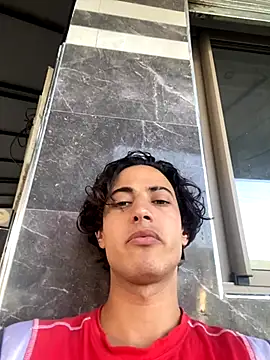 Snapshot of Megallou7 chatting on October 7, 4:37 pm Megallou7 online show from October 7, 4:37 pm