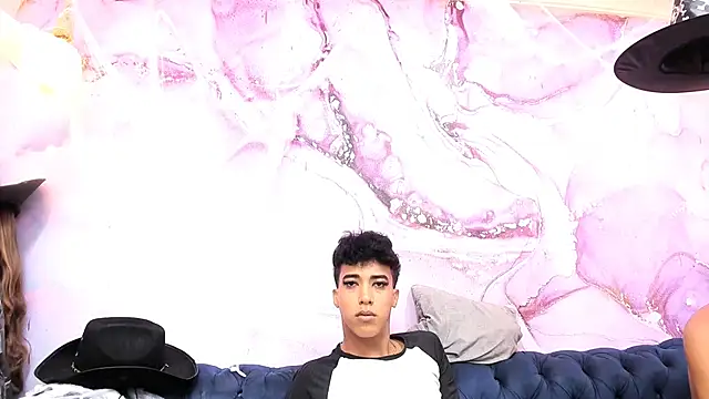 Snapshot of Tasty_now chatting on October 19, 10:16 am Tasty now online show from October 19, 10:16 am