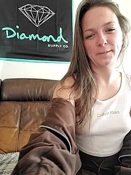 Snapshot of Cassaroll333 chatting on March 16, 11:31 pm Cassaroll333 online show from March 16, 11:31 pm