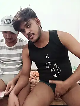Snapshot of BiggerDickGuy chatting on August 5, 5:16 pm BiggerDickGuy online show from August 5, 5:16 pm