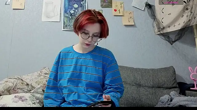 Snapshot of RubiReynnn chatting on October 11, 7:01 pm RubiReynnn online show from October 11, 7:01 pm