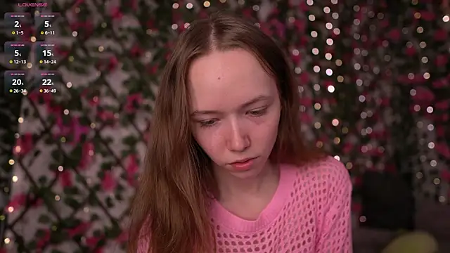 Petite Polly online show from December 21, 6:04 pm