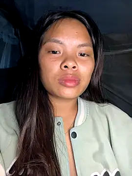 hello-cute online show from December 3, 6:17 pm