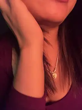 hello-cute online show from January 14, 1:00 am