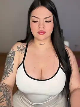 dulcemarianh  online show from February 26, 6:34 am