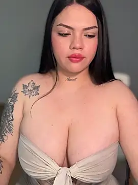 dulcemarianh  online show from April 17, 3:20 am