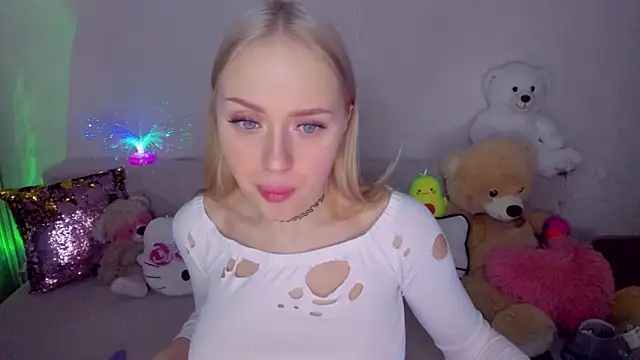 CeaneLino online show from January 31, 7:45 pm