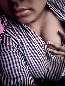 World Top Girl online show from November 15, 5:49 am