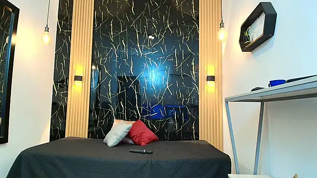 Snapshot of SamanthaFox_8 chatting on April 7, 11:32 am SamanthaFox 8 online show from April 7, 11:32 am