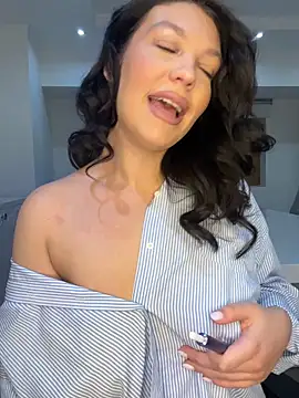 ClaraPasssion online show from December 18, 6:36 pm