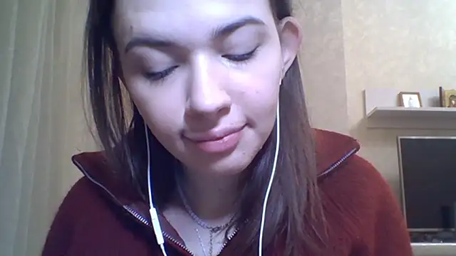 Snapshot of CeyaLier chatting on February 7, 8:23 pm CeyaLier online show from February 7, 8:23 pm