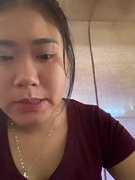 Snapshot of Misu-u chatting on October 9, 2:42 am Misu-u online show from October 9, 2:42 am