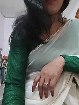 Snapshot of Janu-hasena chatting on June 12, 10:47 am Janu-hasena online show from June 12, 10:47 am