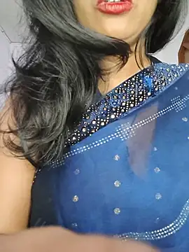 Snapshot of Janu-hasena chatting on July 1, 6:07 pm Janu-hasena online show from July 1, 6:07 pm