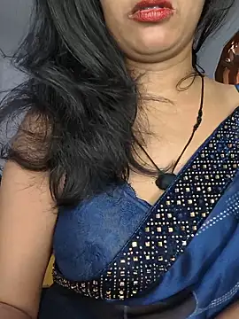 Snapshot of Janu-hasena chatting on July 3, 7:59 am Janu-hasena online show from July 3, 7:59 am
