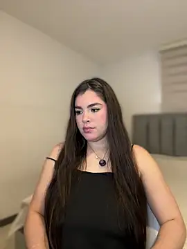 Isabella LaRue online show from April 28, 9:42 pm